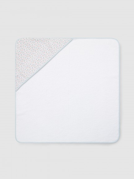 Serviette de bain imprimée détail carreaux vichy Serviette de bain imprimée détail carreaux vichy