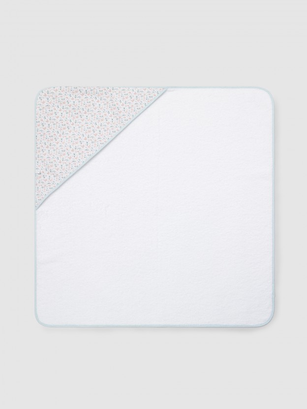 Serviette de bain imprim�e d�tail carreaux vichy