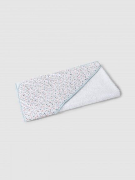 Serviette de bain imprimée détail carreaux vichy Serviette de bain imprimée détail carreaux vichy
