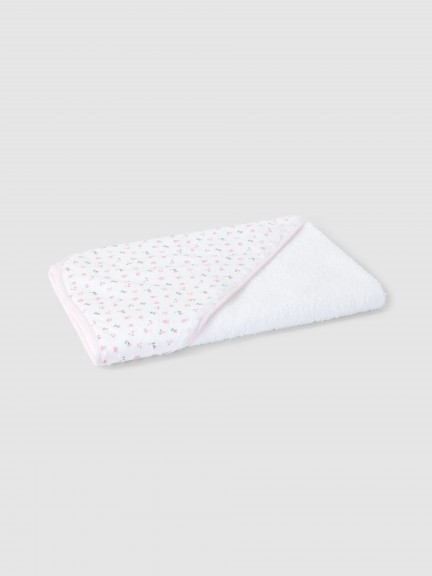 Bath towel printed with embroidered ruffle Bath towel printed with embroidered ruffle