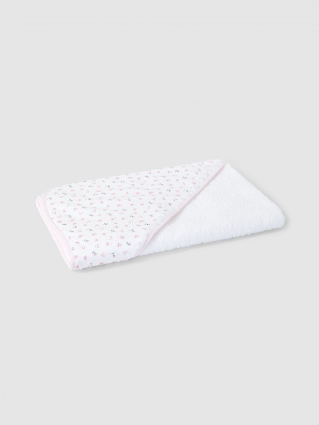 Toalha de banho estampada com folho bordado Toalha de banho estampada com folho bordado