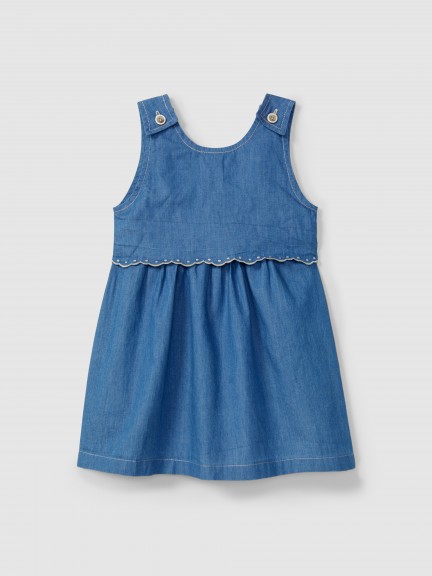 Vestido em ganga fina com detalhes bordados Vestido em ganga fina com detalhes bordados