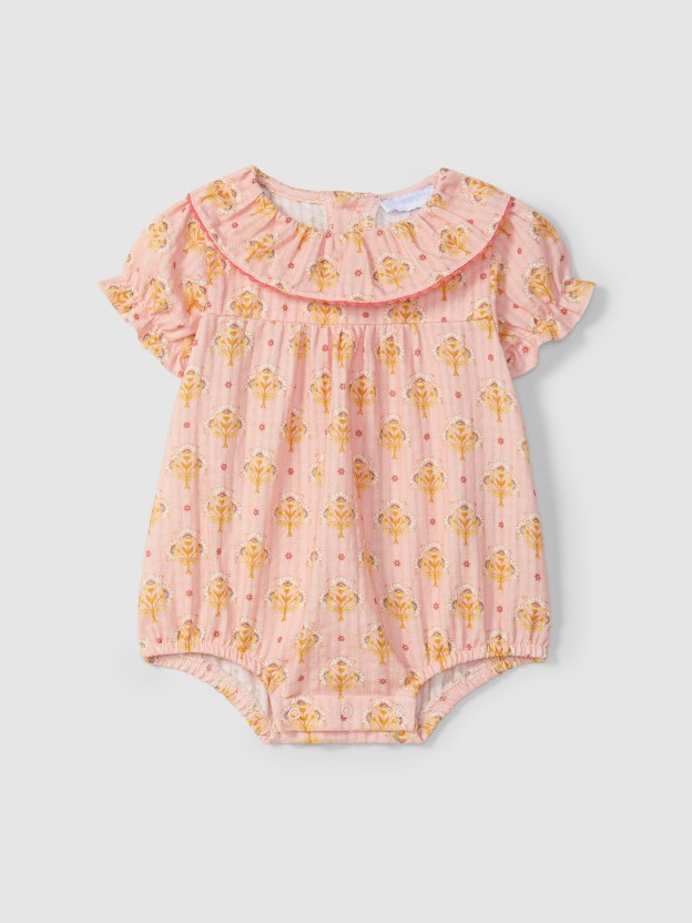 Floral print shortie with ruffled collar Floral print shortie with ruffled collar