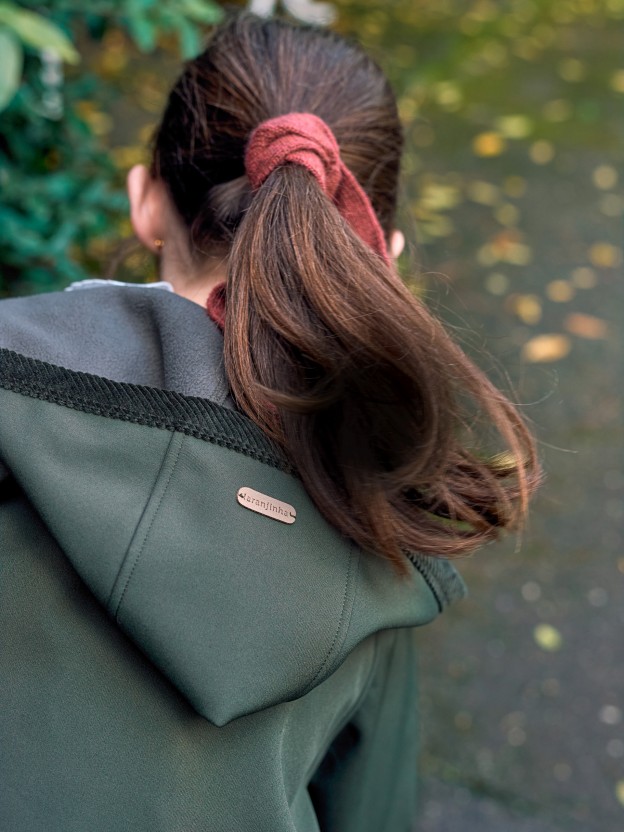 Veste à capuche détails en velours côtelé Veste à capuche détails en velours côtelé