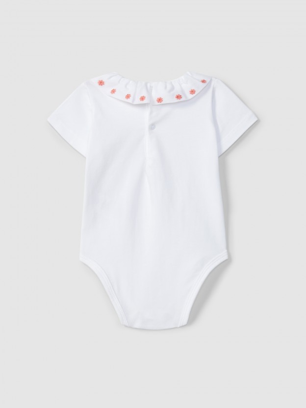 Bodysuit ruffled collar with embroidered flowers detail
