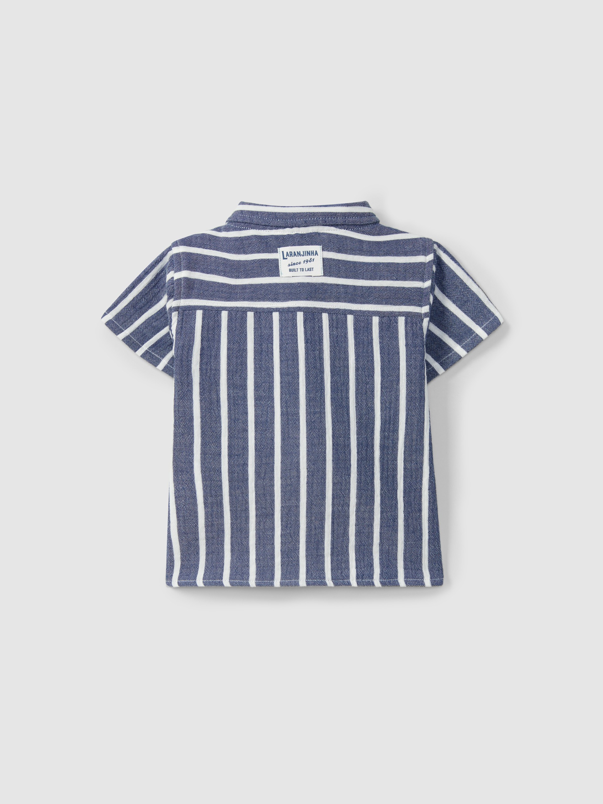 Camisa em gaze de riscas