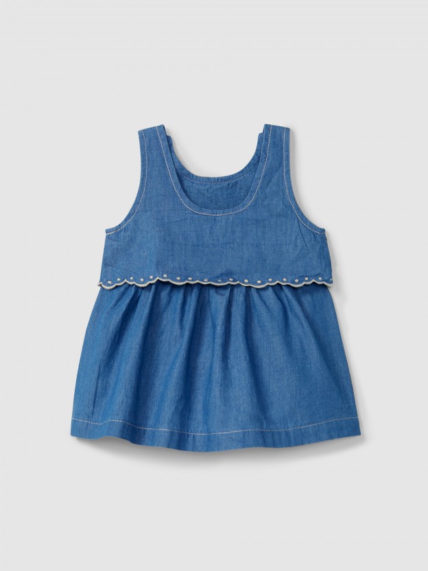 Thin denim dress with embroidered details Thin denim dress with embroidered details