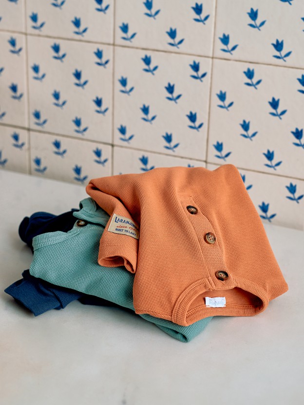 Longsleeve waffle weave mandarin collar