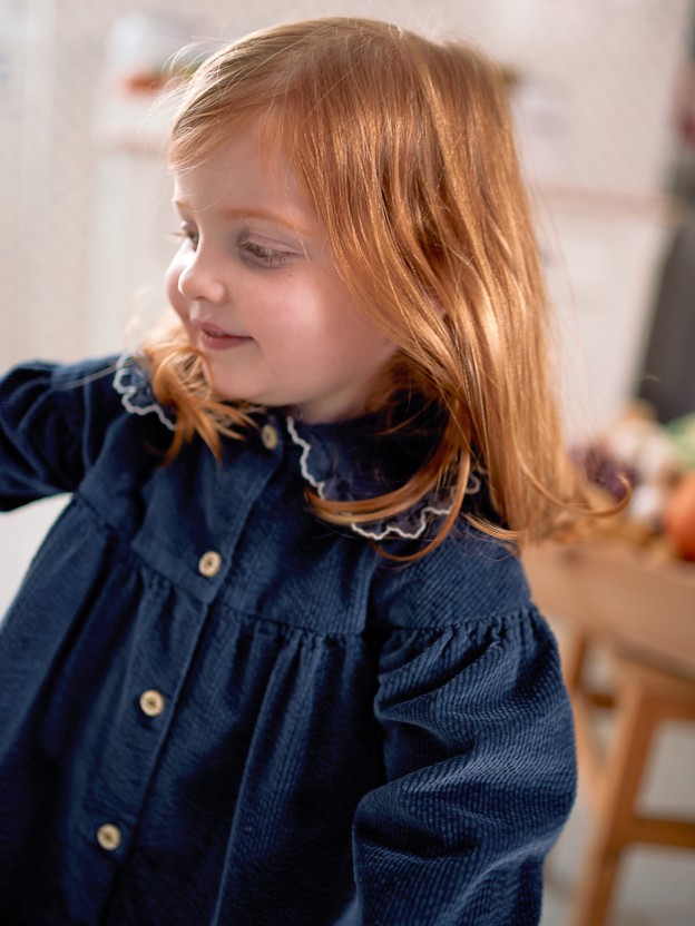 Corduroy dress with embroidered detail on the collar Corduroy dress with embroidered detail on the collar