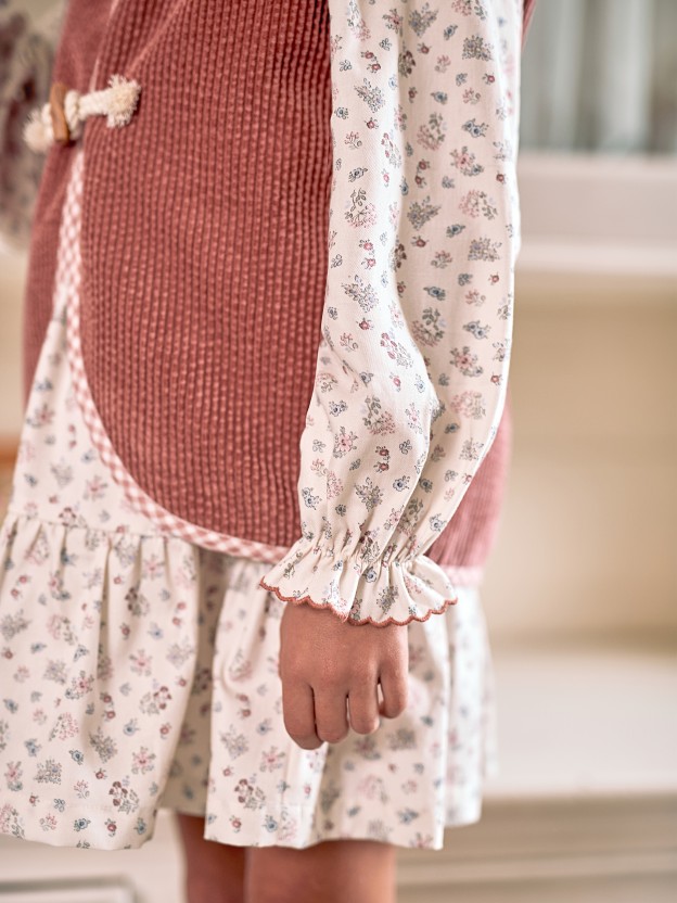 Corduroy waistcoat with fur Corduroy waistcoat with fur
