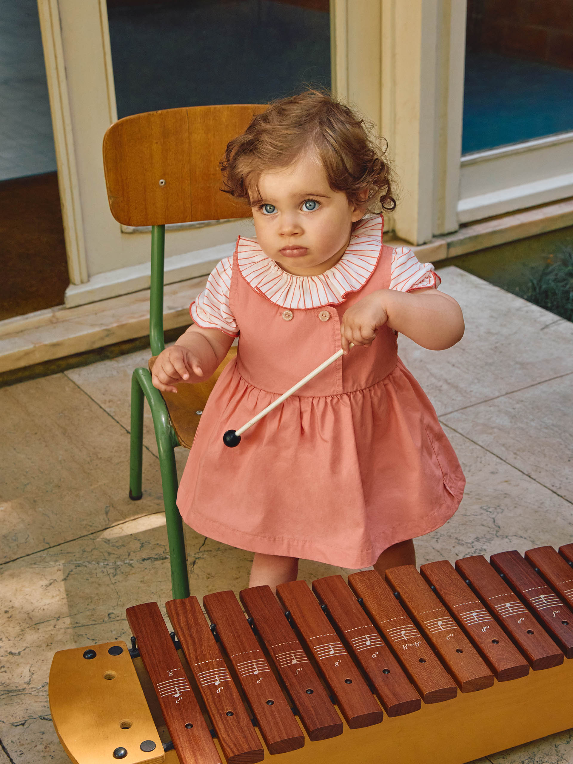 Striped T-shirt with ruffled collar
