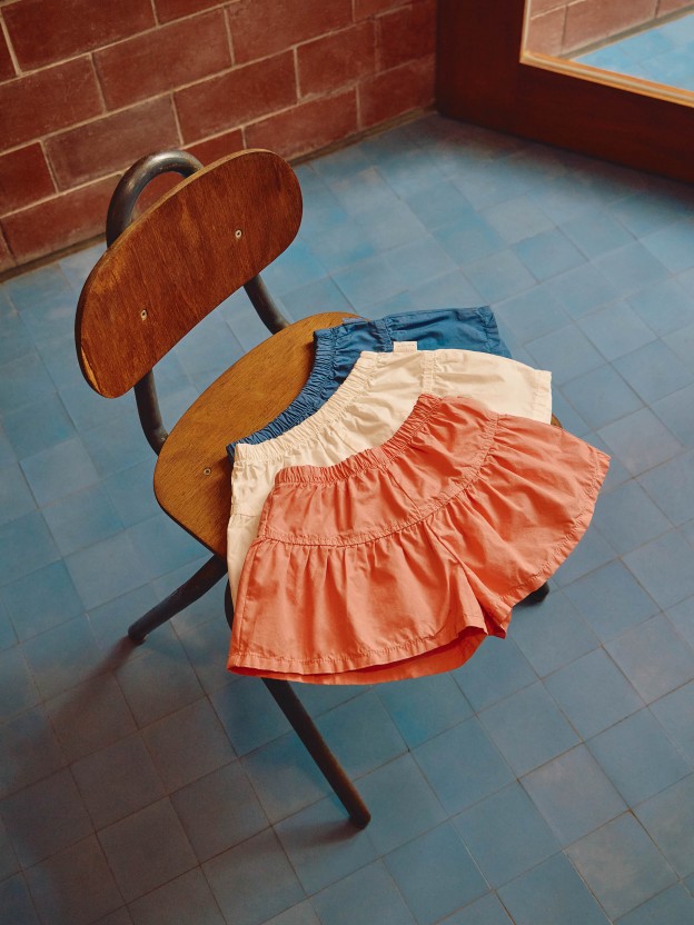 Plain twill pull-up shorts