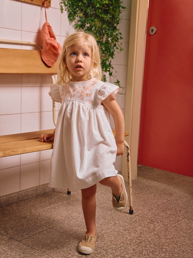 Dress textured and embroidered cotton Dress textured and embroidered cotton