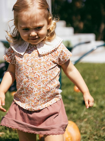 T-shirt em malha estampada com detalhe bordado