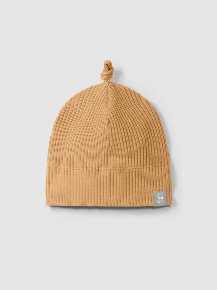 Gorro com nó em malha canelada Gorro com nó em malha canelada