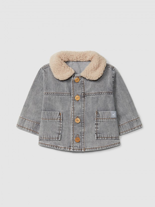 Jacket in denim with removable fur collar