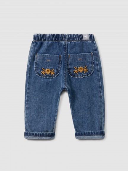 Pantalones pull-up en denim de algod�n org�nico con detalle de bordado