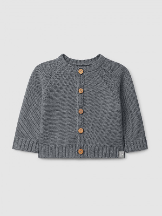 Knitted cardigan with a round neck