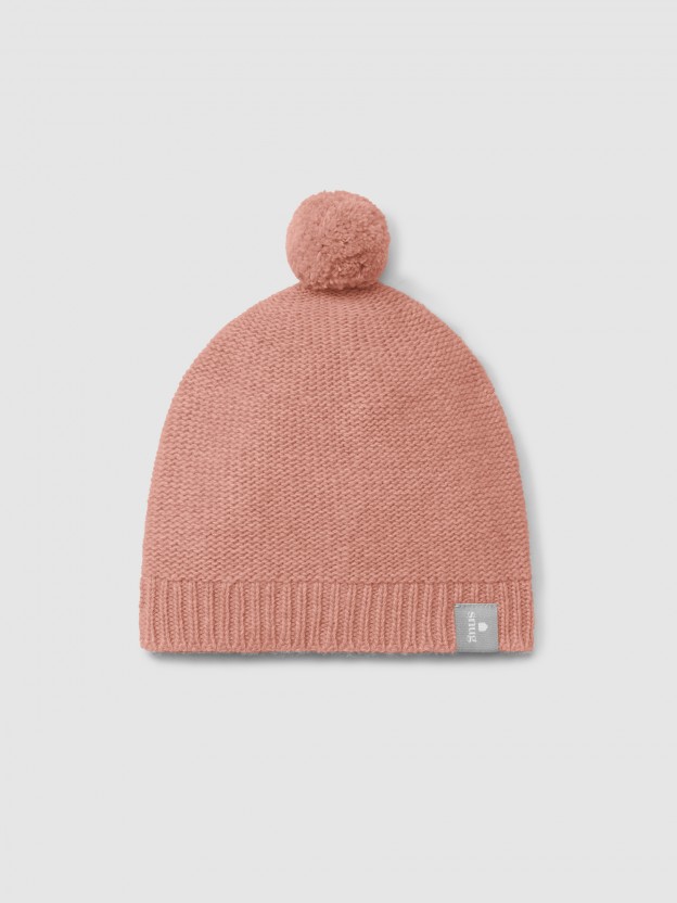 Gorro de punto con pompón Gorro de punto con pompón