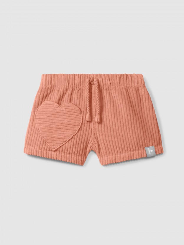 Short pull-up en velours cannelé avec poche en cœur Short pull-up en velours cannelé avec poche en cœur