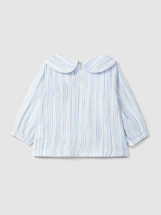 Blusa de riscas com detalhe bordado na gola Blusa de riscas com detalhe bordado na gola