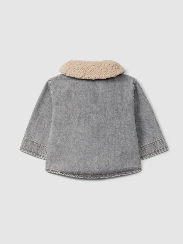 Jacket in denim with removable fur collar