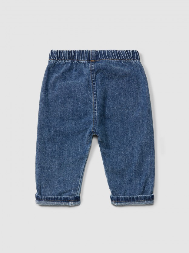 Pantalones pull-up en denim de algod�n org�nico con detalle de bordado