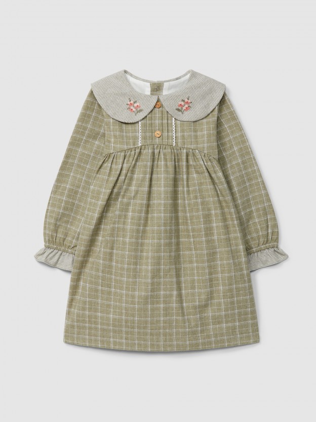 Dress check and micro-vichy