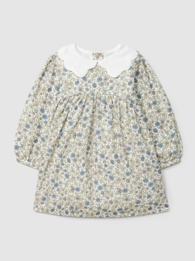 Vestido de flores con cuello bordado Vestido de flores con cuello bordado