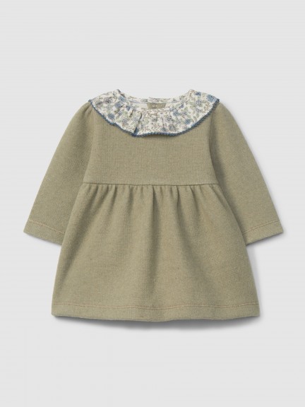 Vestido com gola de folho estampado