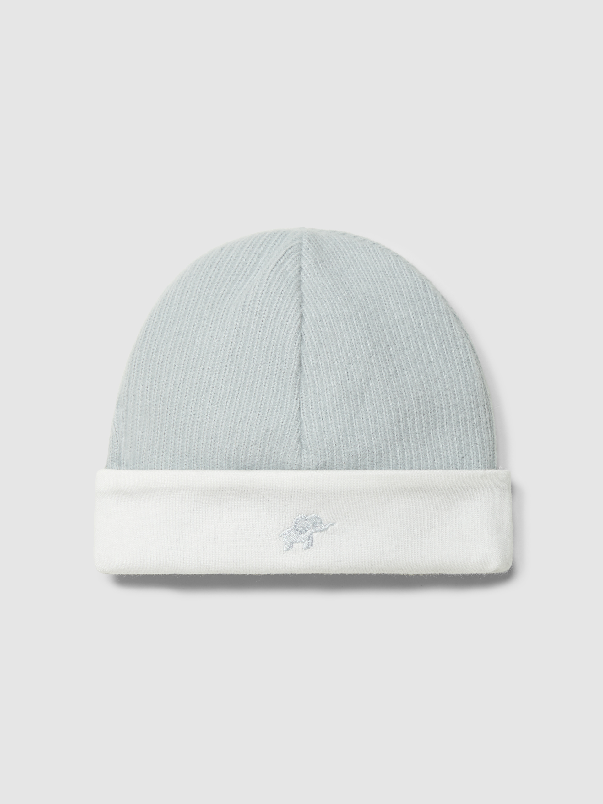 Organic cotton beanie with embroidered detail