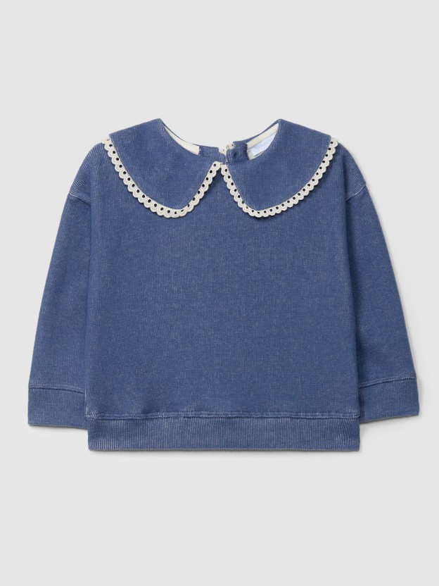 Sweatshirt em malha dupla com detalhe de renda Sweatshirt em malha dupla com detalhe de renda