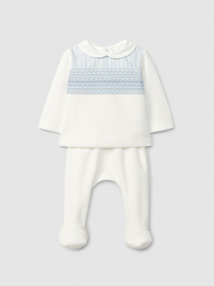 Ensemble compos� de deux pi�ces d�tail de smocks