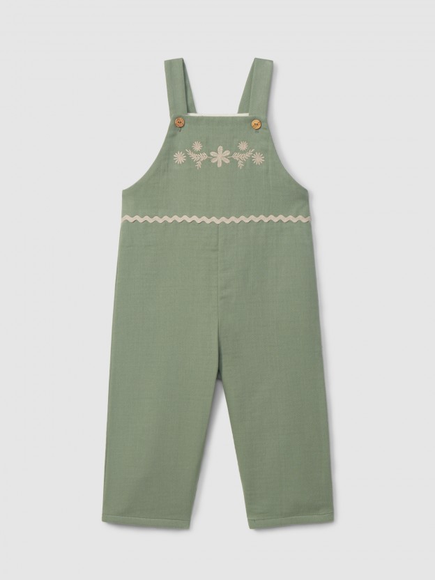 Dungarees with embroidered detail and rickrack Dungarees with embroidered detail and rickrack