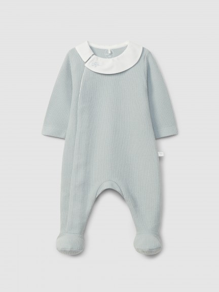 Babygrow in organic cotton with embroidered detail on the collar Babygrow in organic cotton with embroidered detail on the collar