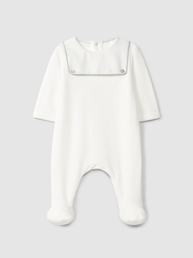 Babygrow in velvet with print fabric detail Babygrow in velvet with print fabric detail