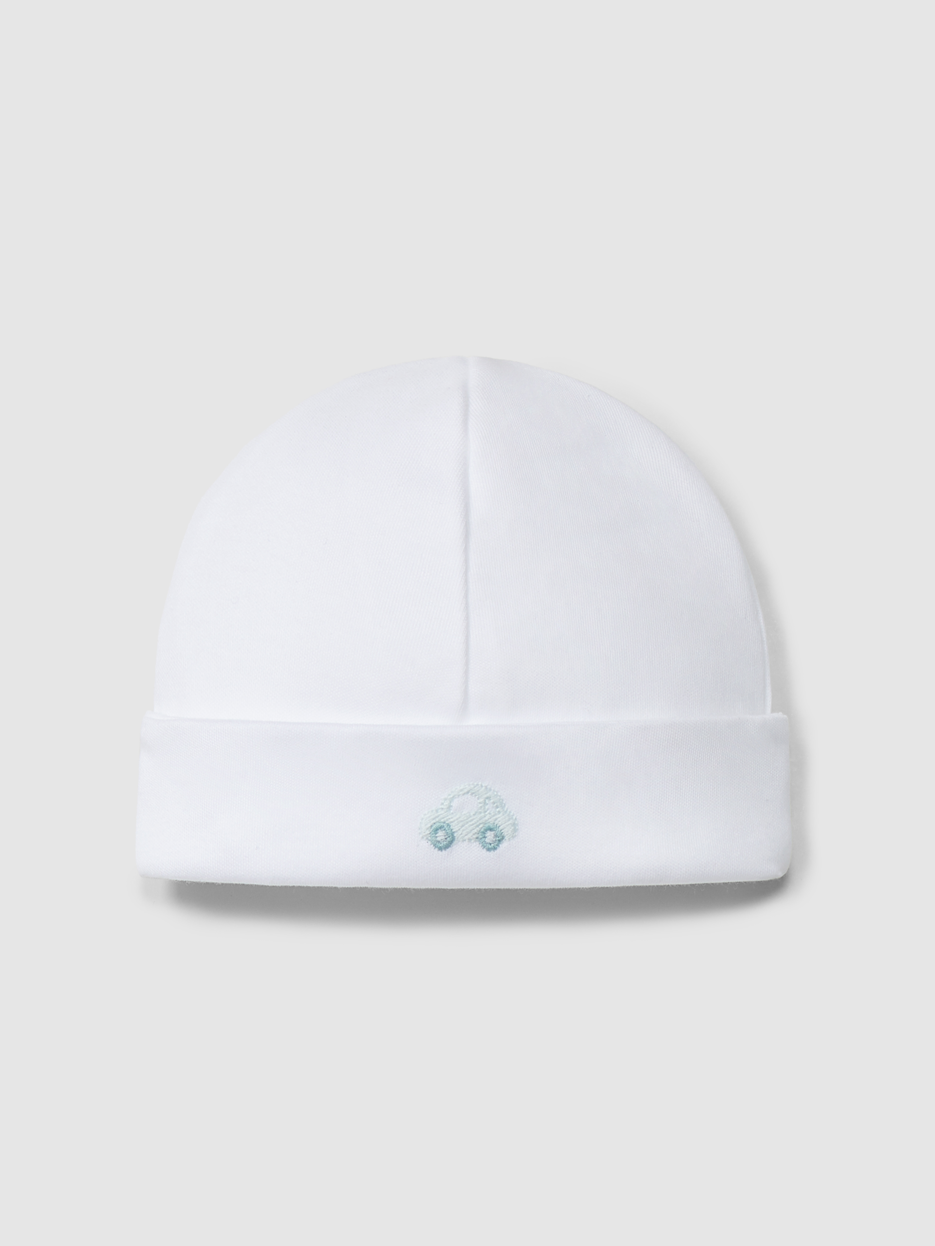 Gorro com detalhe bordado