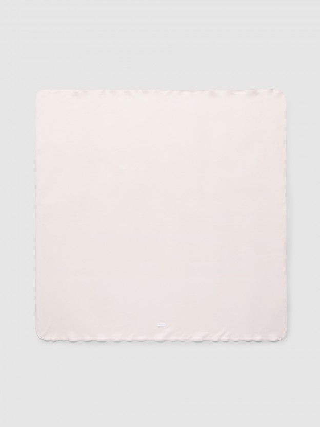 Plain blanket