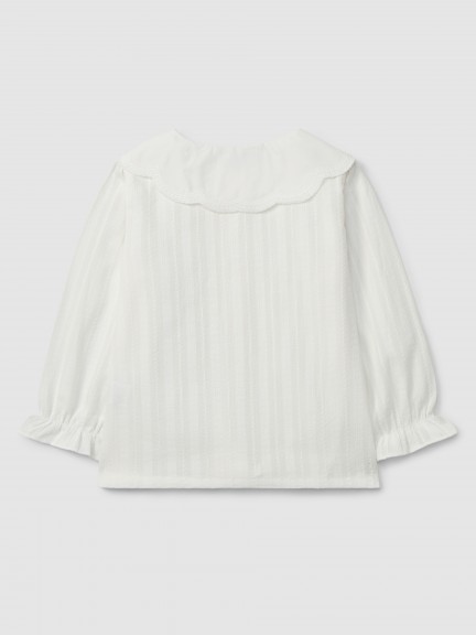 Blusa en tejido texturado delicado Blusa en tejido texturado delicado