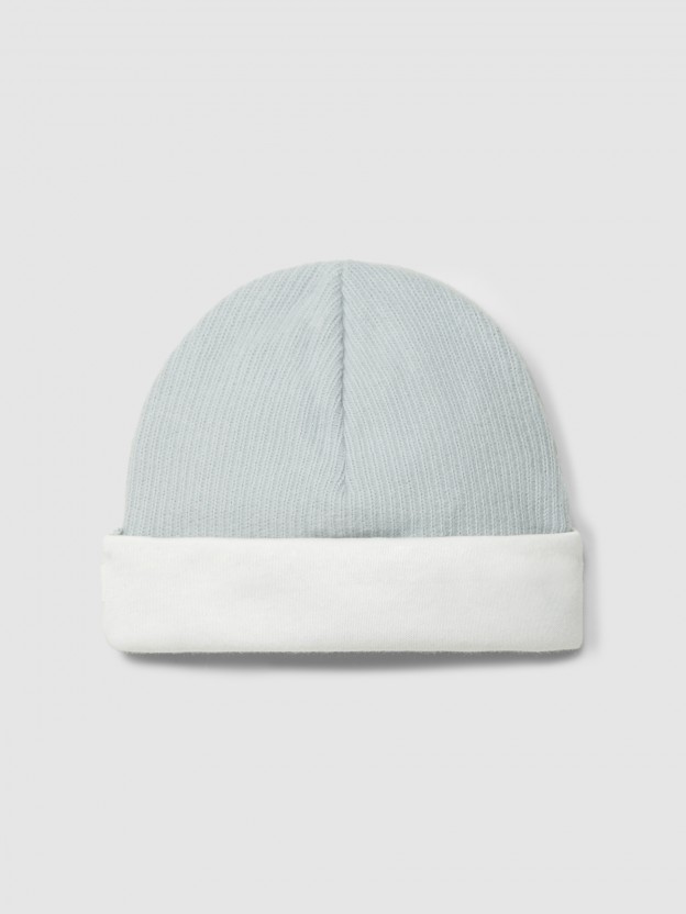 Organic cotton beanie with embroidered detail Organic cotton beanie with embroidered detail