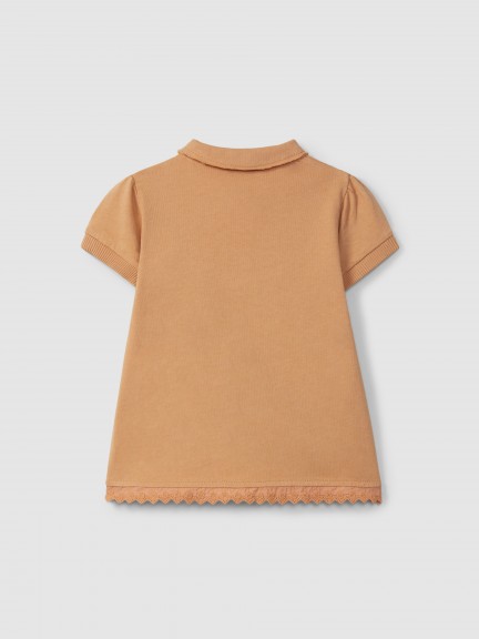 Robe en maille unie avec détails brodés Robe en maille unie avec détails brodés