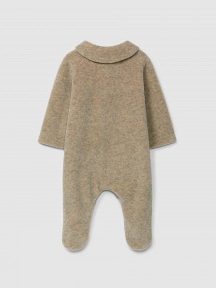 Fleece babygrow with decorative buttons Fleece babygrow with decorative buttons