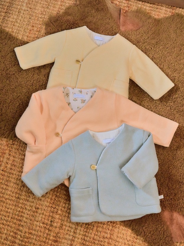 Organic cotton jacket with pockets Organic cotton jacket with pockets