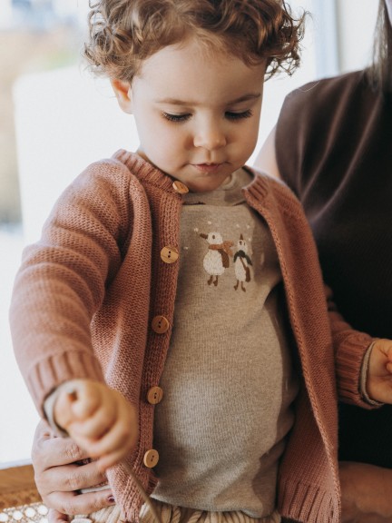 Longsleeve em algod�o com bordado em fio de l�