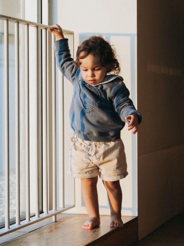 Cal��es pull-up em veludo canelado com bolso cora��o
