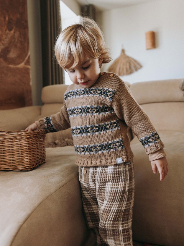Knitted jumper with jacquard Knitted jumper with jacquard