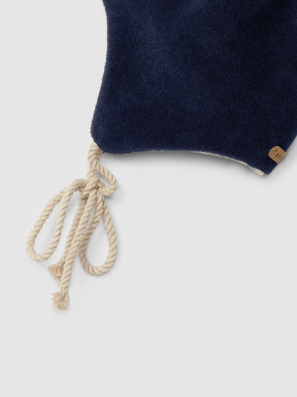 Fleece beanie with drawstring Fleece beanie with drawstring
