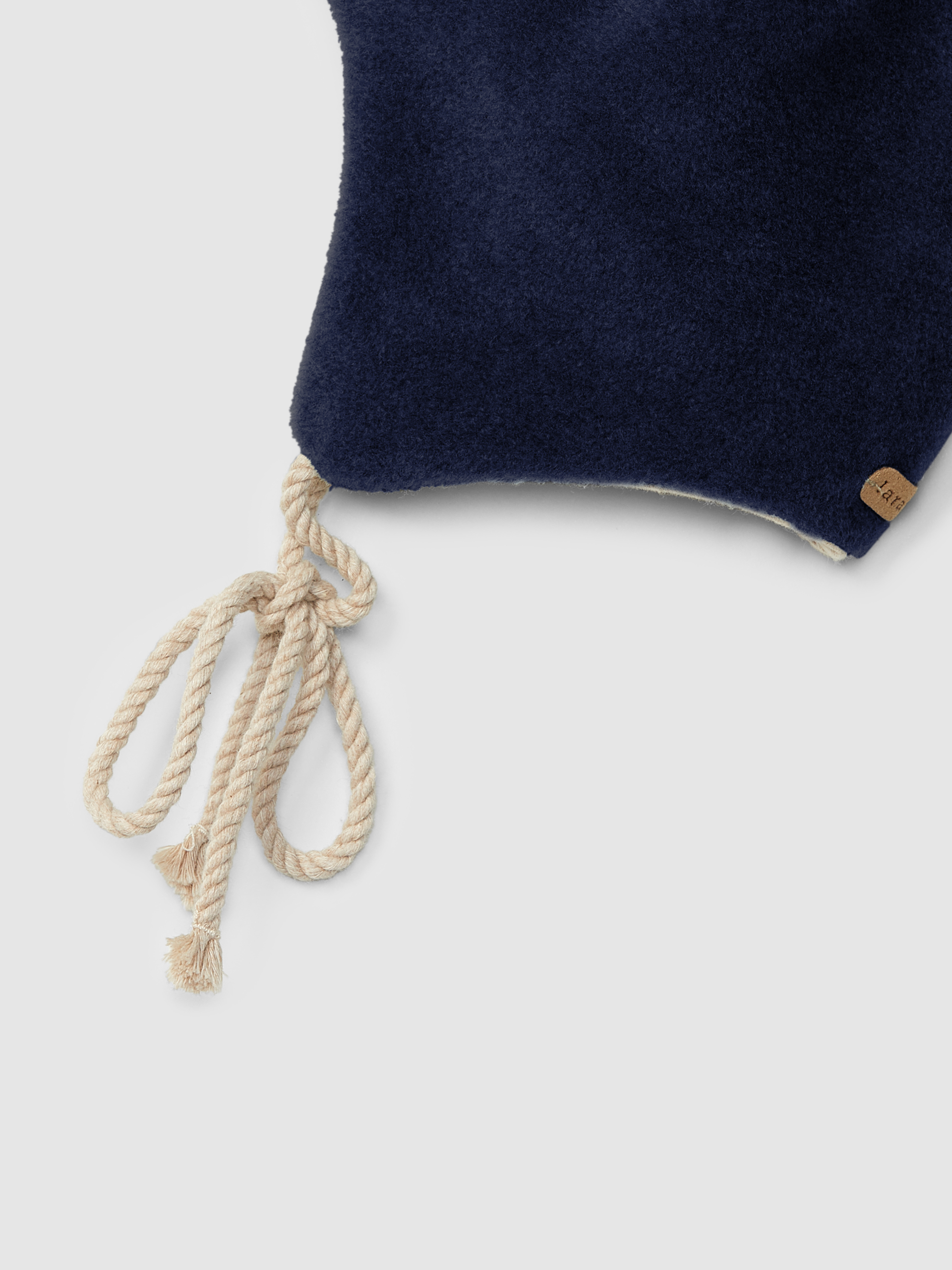 Fleece beanie with drawstring
