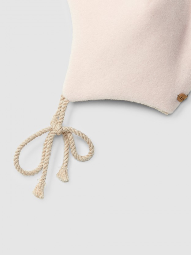 Fleece beanie with drawstring Fleece beanie with drawstring