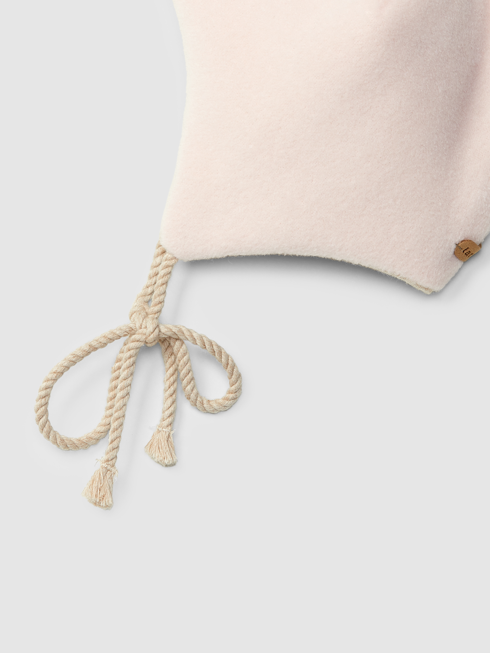Fleece beanie with drawstring